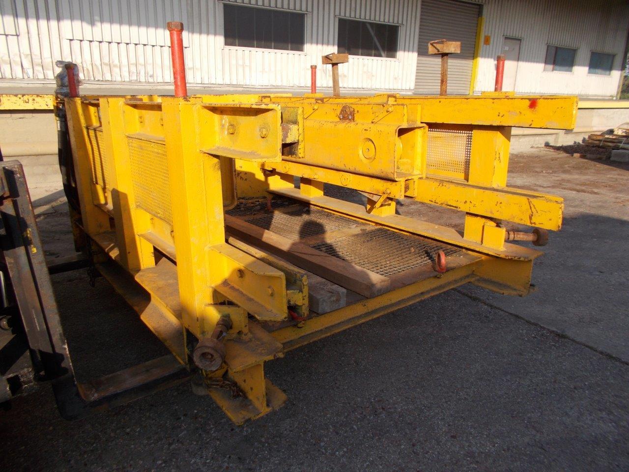 Jacking Frame 260Ton | Down2Earth