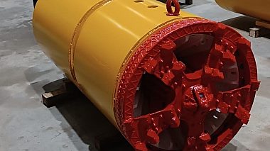 AVN600 1